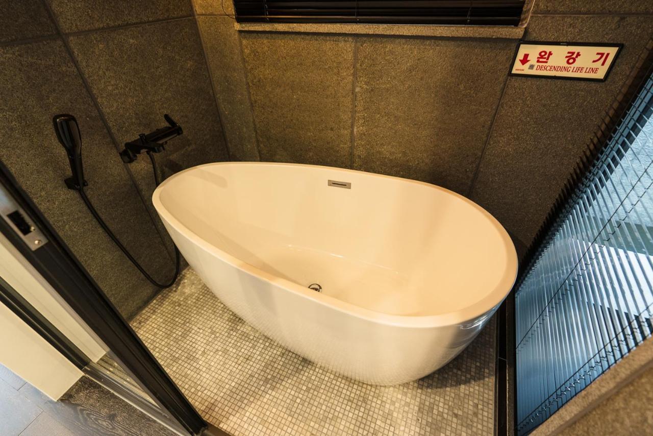 Hotel The May Jongno Сеул Экстерьер фото