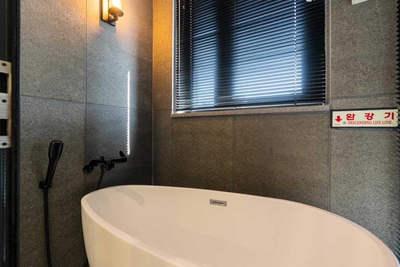 Hotel The May Jongno Сеул Экстерьер фото